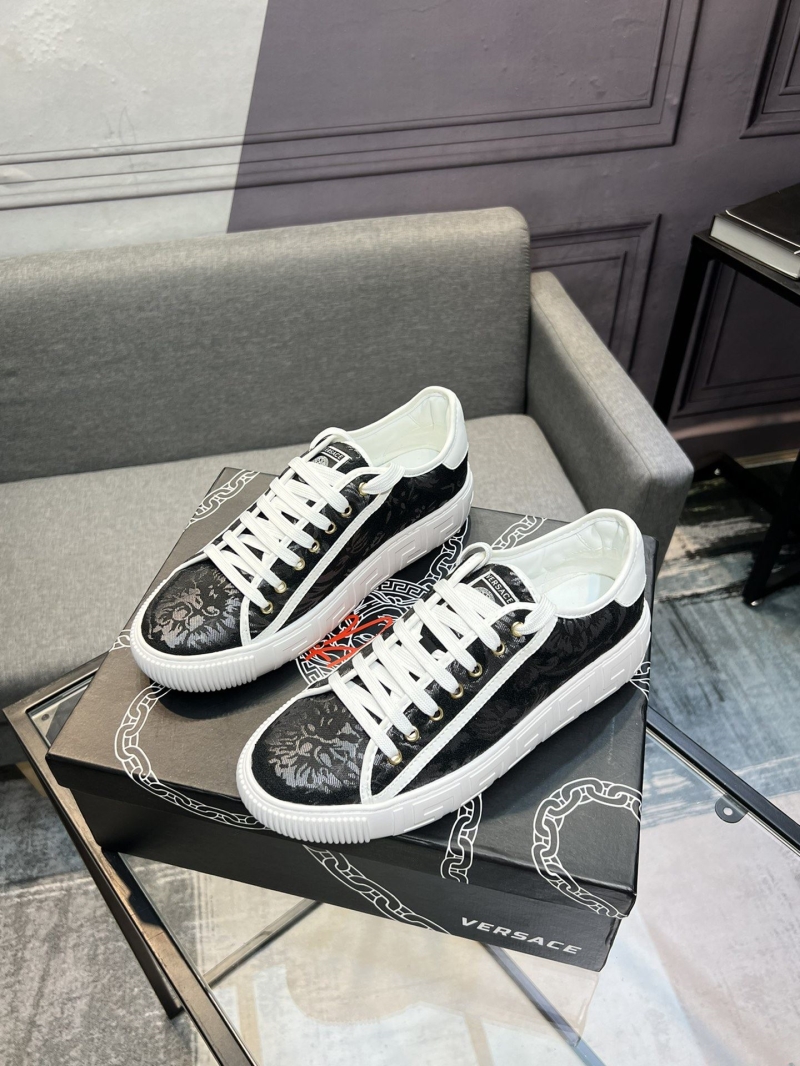 Givenchy Sneakers